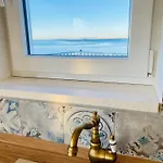 Vista Lovers Nest *