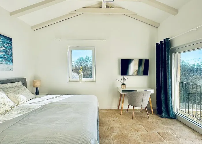 Vista Lovers Nest *