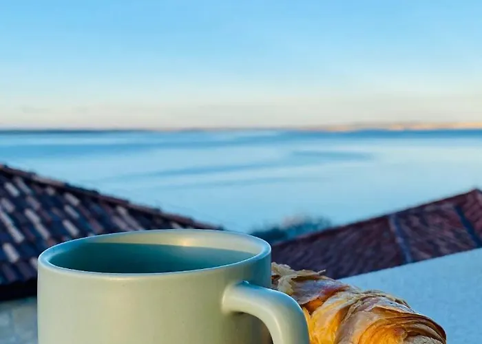 Vista Lovers Nest *